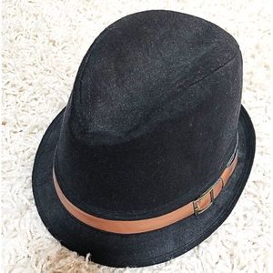 Black Fedora Hat with Saddle Brown Buckle